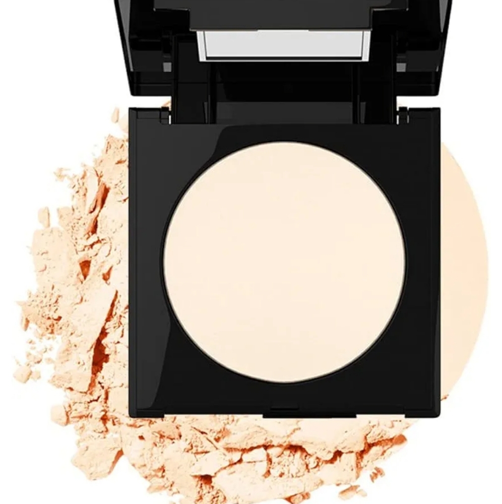 4/25 bundle item. Maybelline Fit Me Powder in Porcelain